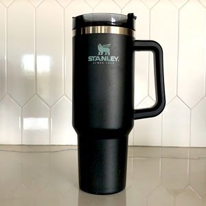 Stanley 40oz NO STRAW! Cup and lid only